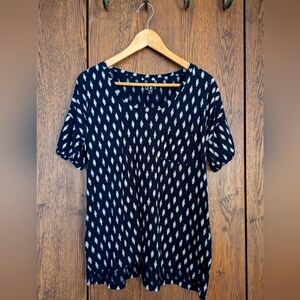 Ann Taylor Loft tee M